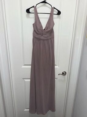 Lulu’s Mauve V-Neck Long Chiffon Evening Gown